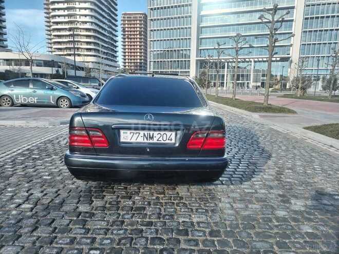 Mercedes E 240 1999, 555,000 km - 2.4 l - Bakı