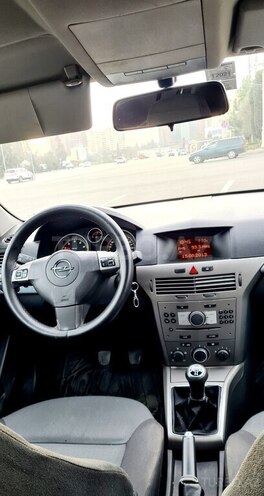 Opel Astra 2006, 300,000 km - 1.4 l - Gəncə