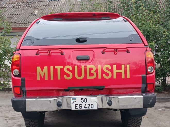 Mitsubishi L 200 2012, 195,300 km - 2.5 l - Şəki