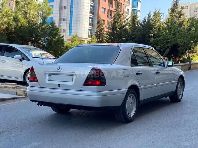 Mercedes C 220 1995, 428,000 km - 2.2 l - Bakı