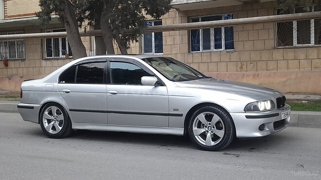 BMW 528 1997, 330,000 km - 2.8 l - Bakı