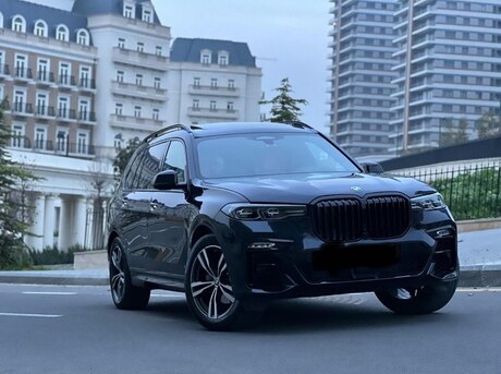 BMW  2022