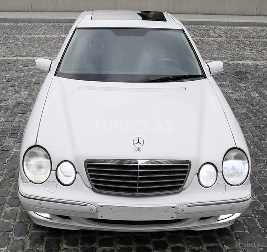 Mercedes E 320 2000, 133,671 km - 3.2 l - Bakı