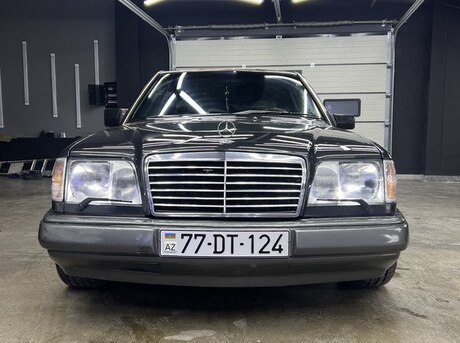 Mercedes E 220 1993