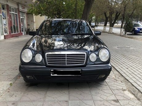 Mercedes E 230 1996