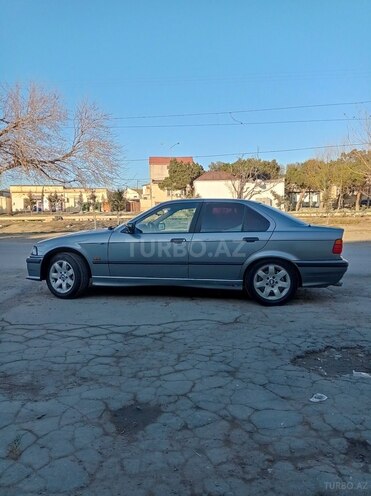 BMW 323 1995, 500,000 km - 2.5 l - Bakı