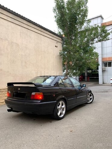 BMW 318 1997, 300,000 km - 1.9 l - Bakı