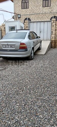 Opel Vectra 1996, 565,800 km - 1.6 l - Gəncə