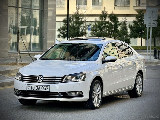 Volkswagen Passat 2011, 199,700 km - 1.8 l - Bakı