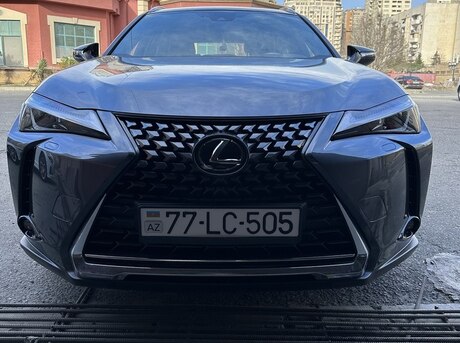 Lexus  2022