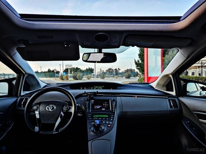 Toyota Prius 2011, 190,000 km - 1.8 l - Bakı