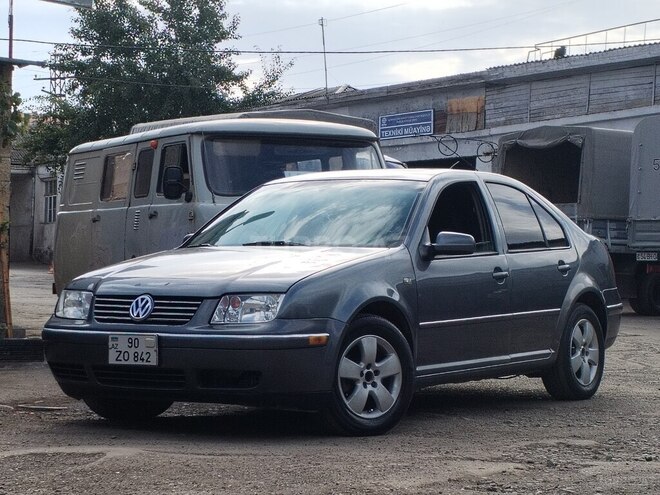 Volkswagen Jetta 2004, 253,652 km - 2.0 l - Gəncə