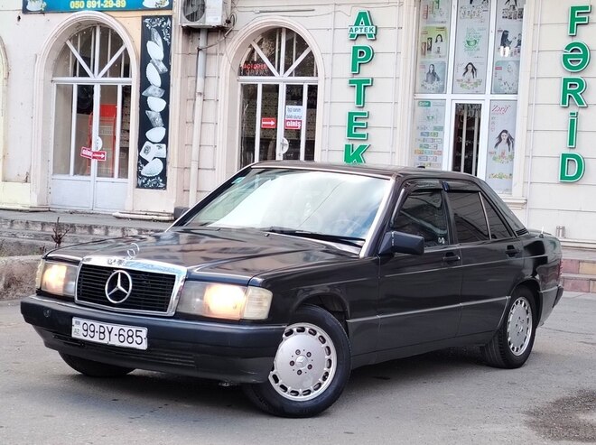 Mercedes 190 1990, 245,000 km - 2.0 l - Bərdə