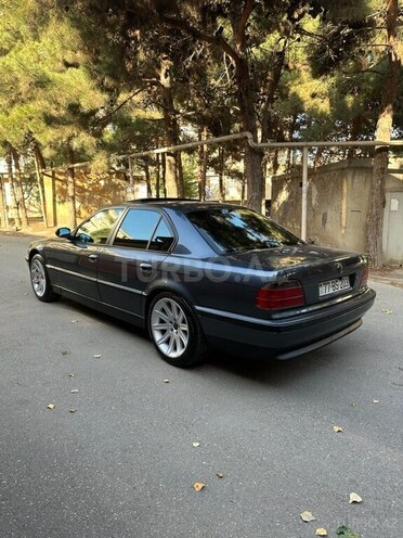 BMW 740 1998, 180,000 km - 4.4 l - Bakı