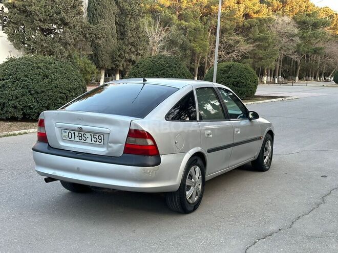 Opel Vectra 1997, 321,000 km - 2.0 l - Sumqayıt