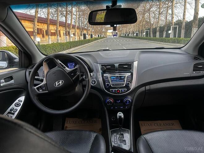 Hyundai Accent 2015, 155,000 km - 1.6 l - Bakı
