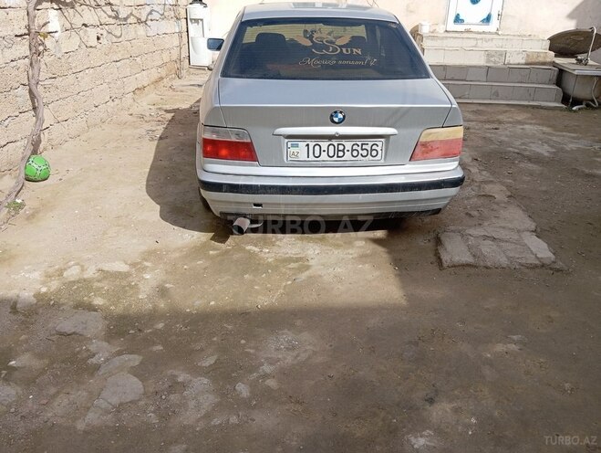 BMW 318 1992, 138,650 km - 1.8 l - Bakı