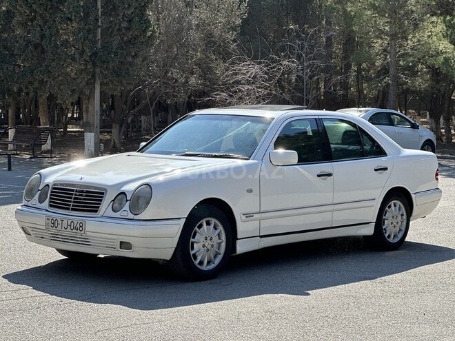 Mercedes E 200 1997, 355,000 km - 2.0 l - Sumqayıt
