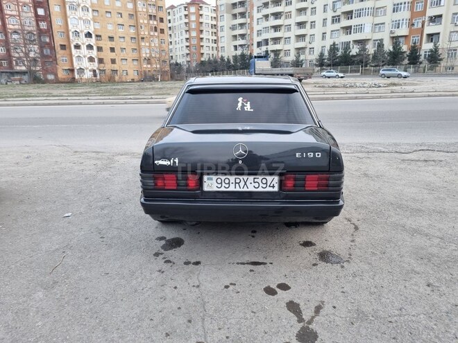 Mercedes 190 1990, 255,000 km - 2.5 l - Gəncə