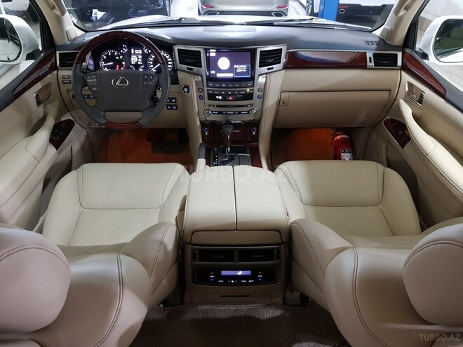 Lexus LX 570 2012, 97,000 km - 5.7 l - Bakı