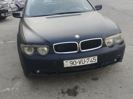BMW 745 2001
