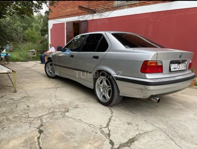 BMW 318 1993, 401,000 km - 1.8 l - Masallı