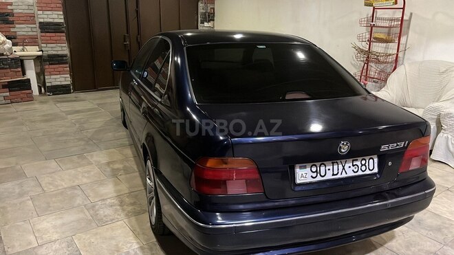 BMW 523 1998, 310,000 km - 2.5 l - Sumqayıt