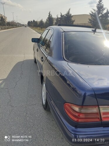Mercedes E 230 1997, 330,000 km - 2.3 l - Sumqayıt
