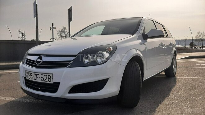 Opel Astra 2010, 332,000 km - 1.3 l - Bakı