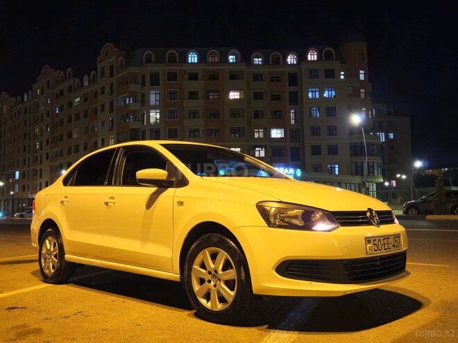 Volkswagen Polo 2013, 249,084 km - 1.6 l - Bakı