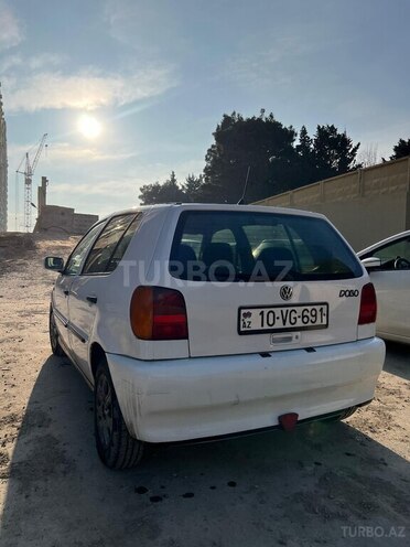 Volkswagen Polo 1999, 205,000 km - 1.6 l - Bakı