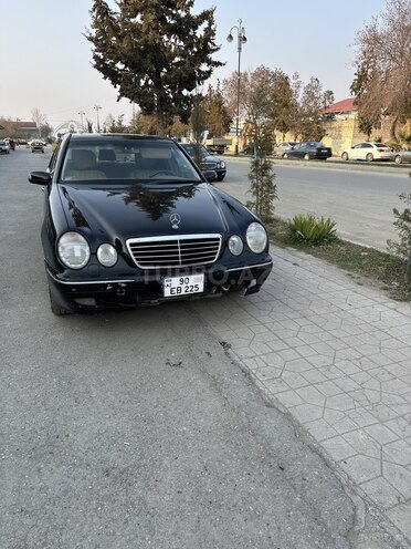 Mercedes E 320 2000, 590,000 km - 3.2 l - Zərdab