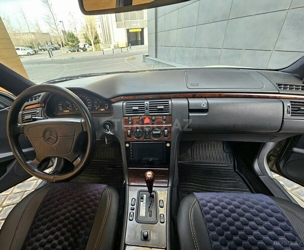 Mercedes E 230 1996, 385,456 km - 2.3 l - Bakı