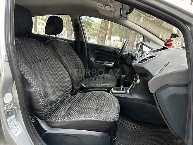 Ford Fiesta 2012, 232,190 km - 1.4 l - Bakı