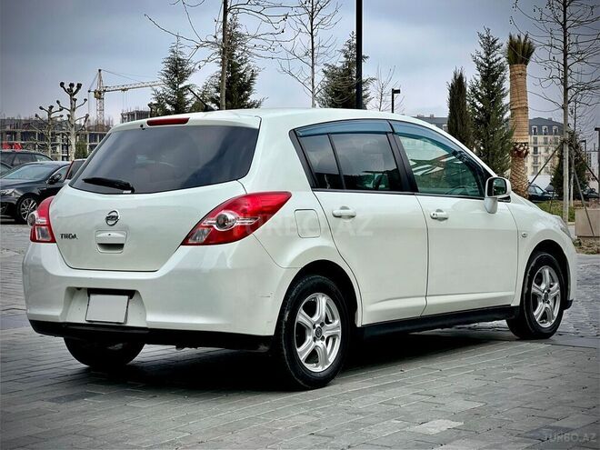 Nissan Tiida 2011, 95,000 km - 1.5 l - Bakı