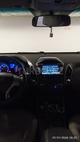 Hyundai ix35 2010, 260,000 km - 2.0 l - Bakı