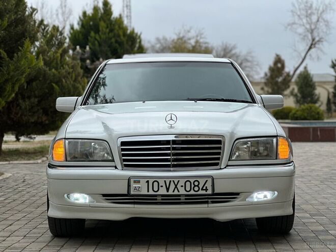 Mercedes C 230 1999, 310,000 km - 2.3 l - Saatlı