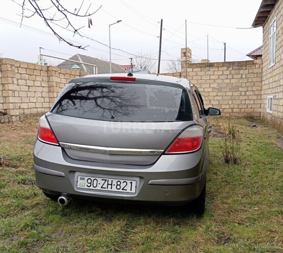 Opel Astra 2006, 320,978 km - 1.6 l - Qəbələ