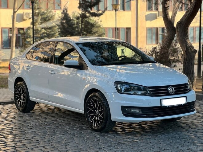 Volkswagen Polo 2018, 125,000 km - 1.6 l - Bakı