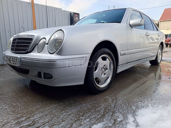 Mercedes E 270 1999, 420,000 km - 2.7 l - Bakı