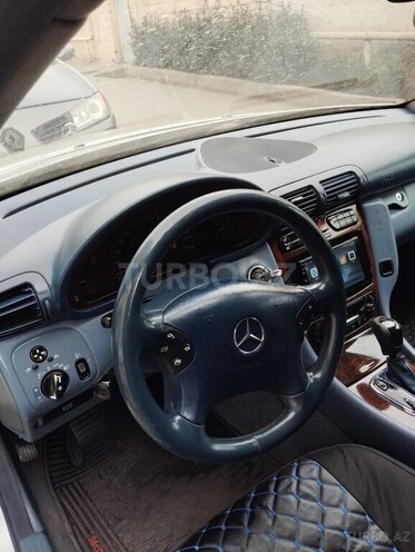 Mercedes C 220 2002, 388,000 km - 2.2 l - Bakı