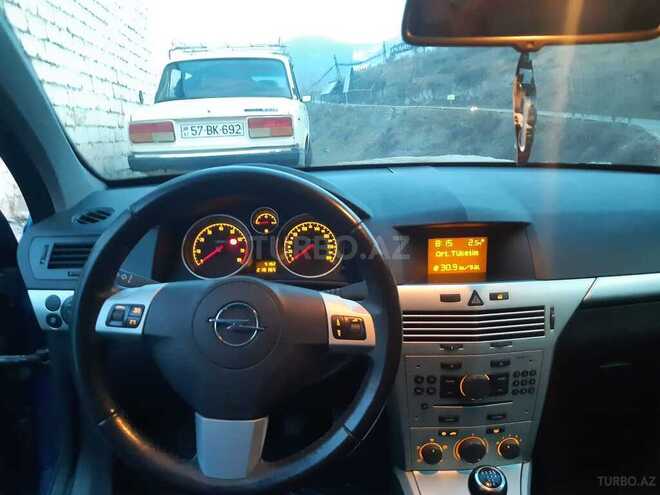 Opel Astra 2009, 218,000 km - 1.4 l - Gəncə