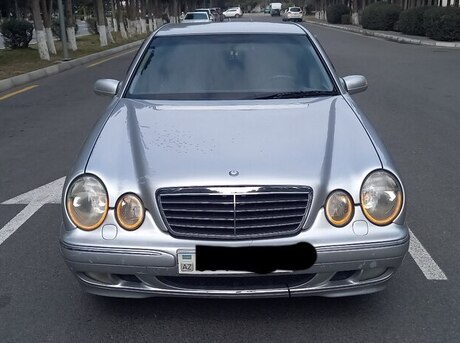 Mercedes E 270 2001
