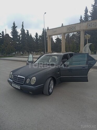 Mercedes E 230 1995, 442,546 km - 2.3 l - Kürdəmir