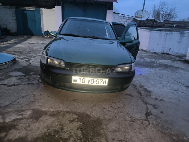 Opel Vectra 1997, 335,000 km - 1.8 l - Bakı