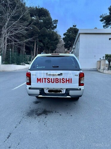 Mitsubishi L 200 2021, 60,200 km - 2.4 l - Bakı