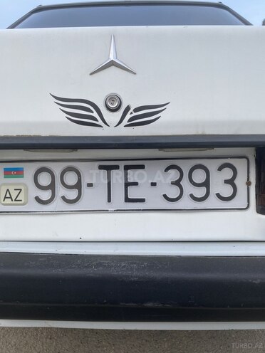 Mercedes 190 1991, 530,000 km - 2.0 l - Astara