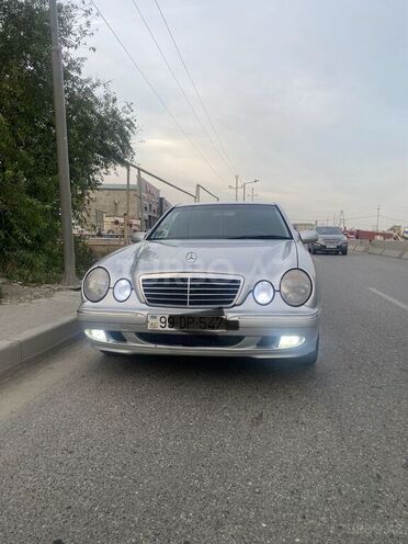 Mercedes E 220 2000, 429,000 km - 2.2 l - Bakı