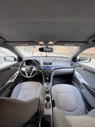 Hyundai Accent 2012, 118,315 km - 1.6 l - Bakı