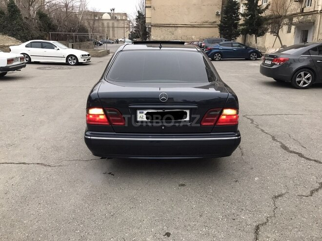 Mercedes E 320 2000, 320,000 km - 3.2 l - Sumqayıt
